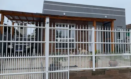 Casa com 3 quartos à venda na Rua Assis Pereira Soares, 117, Morada da Colina, Guaíba, 100 m2 por R$ 475.000