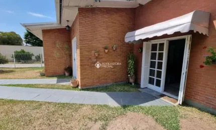 Casa com 5 quartos à venda na FRANCISCO BROCHADO DA ROCHA, MINISTRO, 116, Alegria, Guaíba, 284 m2 por R$ 450.000