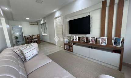 Casa com 3 quartos à venda na Antônio Magalhães, 155, Morada da Colina, Guaíba, 140 m2 por R$ 450.000