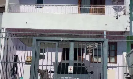Casa com 2 quartos à venda na Avenida Vasco Alves Pereira, 8, Morada da Colina, Guaíba, 73 m2 por R$ 380.000