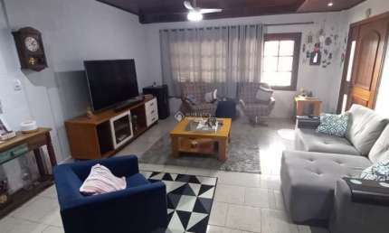 Casa com 5 quartos à venda na JOAQUIM RIBEIRO, 220, Centro, Guaíba, 260 m2 por R$ 730.000