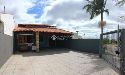 Casa com 3 quartos à venda na Rua Maestro Mendanha, 119, Jardim dos Lagos, Guaíba, 200 m2 por R$ 550.000