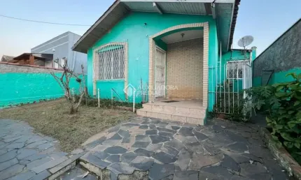 Casa com 2 quartos à venda na Rua Assis Pereira Soares, 107, Morada da Colina, Guaíba, 130 m2 por R$ 299.000