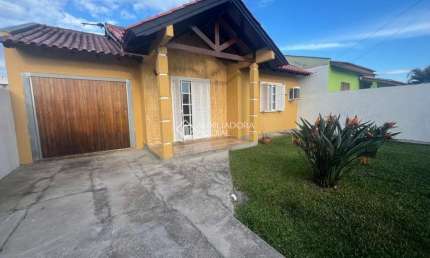 Casa com 2 quartos à venda na Rua Dezessete de Dezembro, 30, Jardim dos Lagos, Guaíba, 113 m2 por R$ 530.000