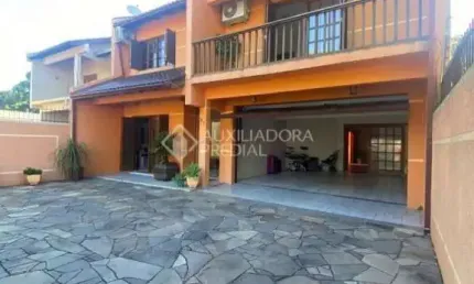 Casa com 3 quartos à venda na Nazário Leitão Dos Santos, Doutor, 91, Centro, Guaíba, 229 m2 por R$ 830.000