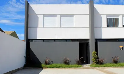 Casa com 3 quartos à venda na Rua Bolívar, 35, Jardim dos Lagos, Guaíba, 163 m2 por R$ 590.000