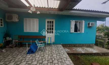 Casa com 2 quartos à venda na Rua Felinto Chacon, 421, Ermo, Guaíba, 96 m2 por R$ 689.000