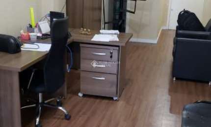 Sala comercial à venda na Avenida Cristóvão Colombo, 1103, Floresta, Porto Alegre, 58 m2 por R$ 120.000