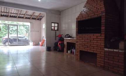 Casa com 4 quartos à venda na Rua Diretor Augusto Pestana, 1326, Humaitá, Porto Alegre, 146 m2 por R$ 255.000