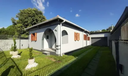 Casa com 3 quartos à venda na Rua Carlos Gomes, 137, Parque Tamandaré, Esteio, 169 m2 por R$ 478.000