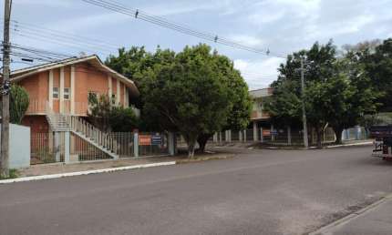 Kitnet / Stúdio à venda na Rua Ramiro Barcelos, 167, São José, Canoas, 460 m2 por R$ 1.370.000