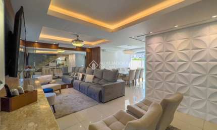 Casa em condomínio fechado com 3 quartos à venda na Rua Carlos Eduardo de Sá, 90, Hípica, Porto Alegre, 167 m2 por R$ 660.000