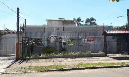 Casa com 5 quartos à venda na Avenida Delmar Rocha Barbosa, 356, Parque Santa Fé, Porto Alegre, 90 m2 por R$ 798.010