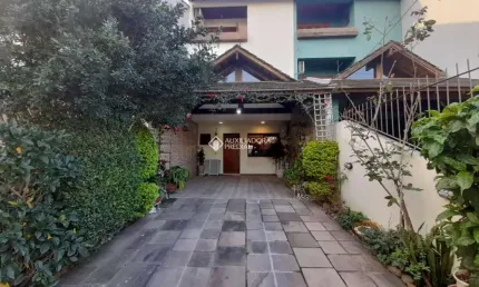 Casa em condomínio fechado com 3 quartos à venda na Rua Claudio da Silva Pinto, 78, Espírito Santo, Porto Alegre, 180 m2 por R$ 599.000