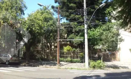 Prédio à venda na Rua Marcelo Gama, 41, São João, Porto Alegre, 353 m2 por R$ 1.500.000