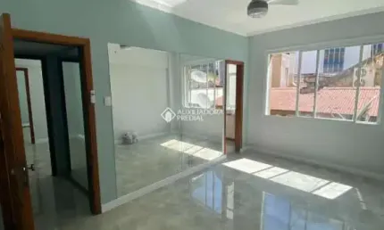 Apartamento com 2 quartos à venda na rua dos andradas, 932, centro histórico, porto alegre, 62 m2 por r$ 295.000