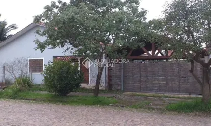 Casa com 3 quartos à venda na rua francisca prezzi bolognesi, 561, hípica, porto alegre, 170 m2 por r$ 350.000