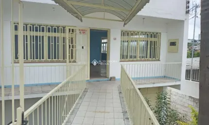 Casa com 5 quartos à venda na Rua Doutor Malheiros, 60, Santo Antônio, Porto Alegre, 462 m2 por R$ 1.099.000