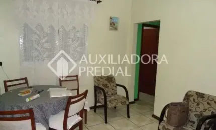 Apartamento com 2 quartos à venda na Rua Doutor Voltaire Pires, 430, Santo Antônio, Porto Alegre, 48 m2 por R$ 220.000