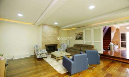 Casa em condomínio fechado com 4 quartos à venda na Rua Afonso Pena, 251, Azenha, Porto Alegre, 235 m2 por R$ 995.000
