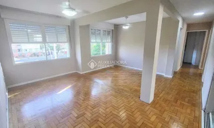 Apartamento com 3 quartos à venda na Avenida Ipiranga, 4740, Petrópolis, Porto Alegre, 77 m2 por R$ 299.000