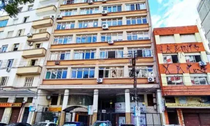 Apartamento com 2 quartos à venda na Rua Demétrio Ribeiro, 1168, Centro Histórico, Porto Alegre, 74 m2 por R$ 210.000
