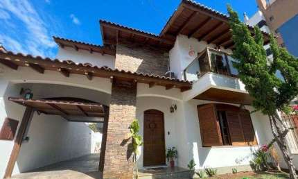 Casa com 4 quartos à venda na Rua Gaston Englert, 522, Vila Ipiranga, Porto Alegre, 189 m2 por R$ 1.420.000