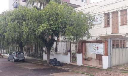 Casa em condomínio fechado com 7 quartos à venda na Rua Afonso Pena, 44, Azenha, Porto Alegre, 300 m2 por R$ 1.000.000