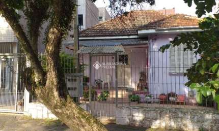Casa com 2 quartos à venda na Rua Chile, 729, Jardim Botânico, Porto Alegre, 440 m2 por R$ 800.000