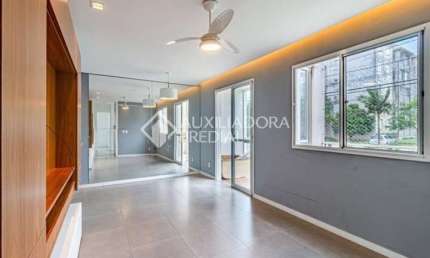 Apartamento com 3 quartos à venda na Avenida José Aloísio Filho, 411, Humaitá, Porto Alegre, 70 m2 por R$ 305.000