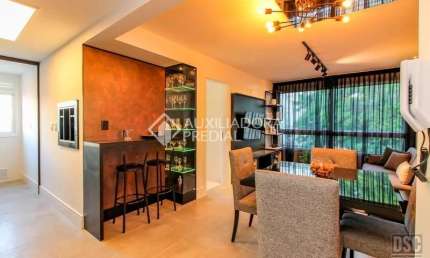 Apartamento com 1 quarto à venda na Rua Paulo Setúbal, 134, Passo da Areia, Porto Alegre, 47 m2 por R$ 470.000