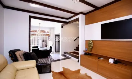 Casa em condomínio fechado com 3 quartos à venda na Avenida Cai, 303, Cristal, Porto Alegre, 194 m2 por R$ 800.000