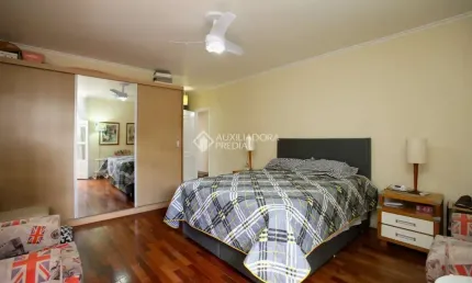 Casa com 3 quartos à venda na Rua Paulino Chaves, 427, Santo Antônio, Porto Alegre, 250 m2 por R$ 1.099.000
