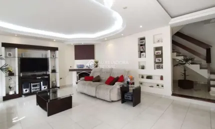 Casa com 4 quartos à venda na Rua Alfredo Silveira Dias, 15, Nonoai, Porto Alegre, 350 m2 por R$ 1.080.000