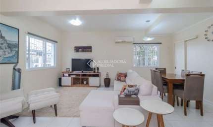 Casa em condomínio fechado com 3 quartos à venda na Rua Derocy Peres da Palma, 121, Lomba do Pinheiro, Porto Alegre, 108 m2 por R$ 650.000