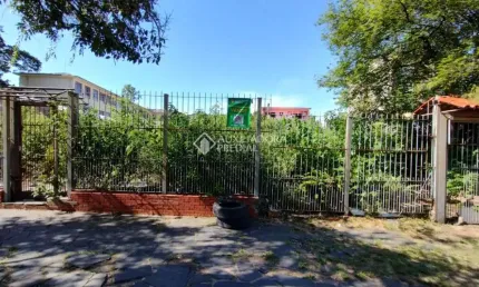 Terreno em condomínio fechado à venda na Rua Nunes, 114, Medianeira, Porto Alegre, 630 m2 por R$ 880.000