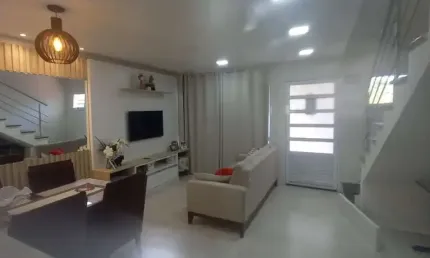Casa com 2 quartos à venda na Rua Palermo, 376, Santa Isabel, Viamão, 71 m2 por R$ 350.000