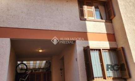 Casa em condomínio fechado com 2 quartos à venda na Travessa Escobar, 269, Camaquã, Porto Alegre, 158 m2 por R$ 499.900