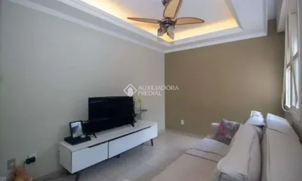 Apartamento com 2 quartos à venda na Rua Moyses Antunes da Cunha, 105, Santo Antônio, Porto Alegre, 60 m2 por R$ 260.000