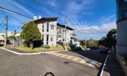 Casa em condomínio fechado com 5 quartos para alugar na Avenida Edgar Pires de Castro, 540, Hípica, Porto Alegre, 297 m2 por R$ 4.400