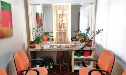 Sala comercial à venda na avenida coronel lucas de oliveira, 1841, petrópolis, porto alegre, 47 m2 por r$ 228.000