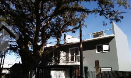 Casa em condomínio fechado com 3 quartos à venda na Rua Jacundá, 80, Guarujá, Porto Alegre, 159 m2 por R$ 586.000