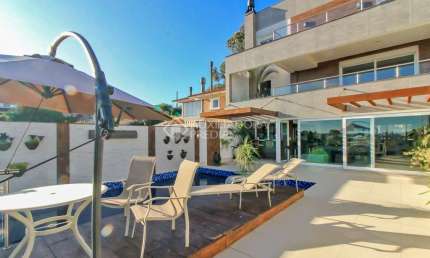 Casa com 4 quartos à venda na Rua Conselheiro Xavier da Costa, 2439, Ipanema, Porto Alegre, 427 m2 por R$ 2.650.000