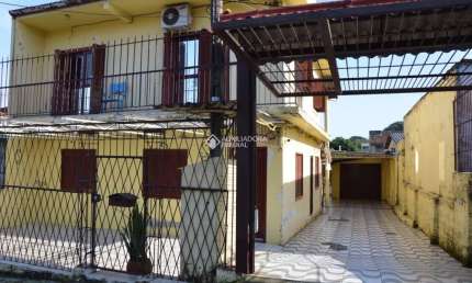 Casa com 5 quartos à venda na Rua Primeiro de Maio, 397, Partenon, Porto Alegre, 280 m2 por R$ 800.000