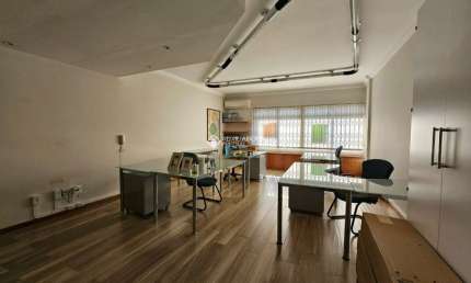 Sala comercial à venda na Rua Faria Santos, 47, Petrópolis, Porto Alegre, 44 m2 por R$ 280.000