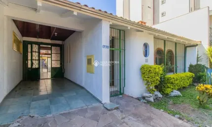 Casa com 3 quartos à venda na Rua Jaguari, 878, Cristal, Porto Alegre, 200 m2 por R$ 899.000