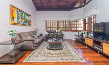 Casa com 3 quartos à venda na Rua Afonso Arinos, 114, Camaquã, Porto Alegre, 274 m2 por R$ 1.200.000