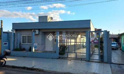 Casa com 2 quartos à venda na Deputado Manoel Gonçalves Júnior, 710, Vila Fátima, Cachoeirinha, 120 m2 por R$ 750.000