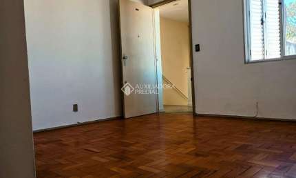 Apartamento com 4 quartos à venda na Rua Artigas, 178, Petrópolis, Porto Alegre, 74 m2 por R$ 300.000