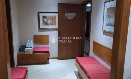 Sala comercial à venda na Avenida Alberto Bins, 392, Centro Histórico, Porto Alegre, 52 m2 por R$ 169.000